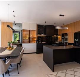 4 bedroom villa with pool in Dubrovnik region, sleeps 8 